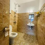 широк център варна15 минути до центъра Apartment Varna