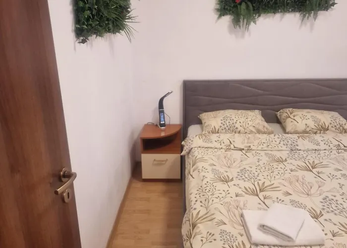 широк център варна15 минути до центъра Varna